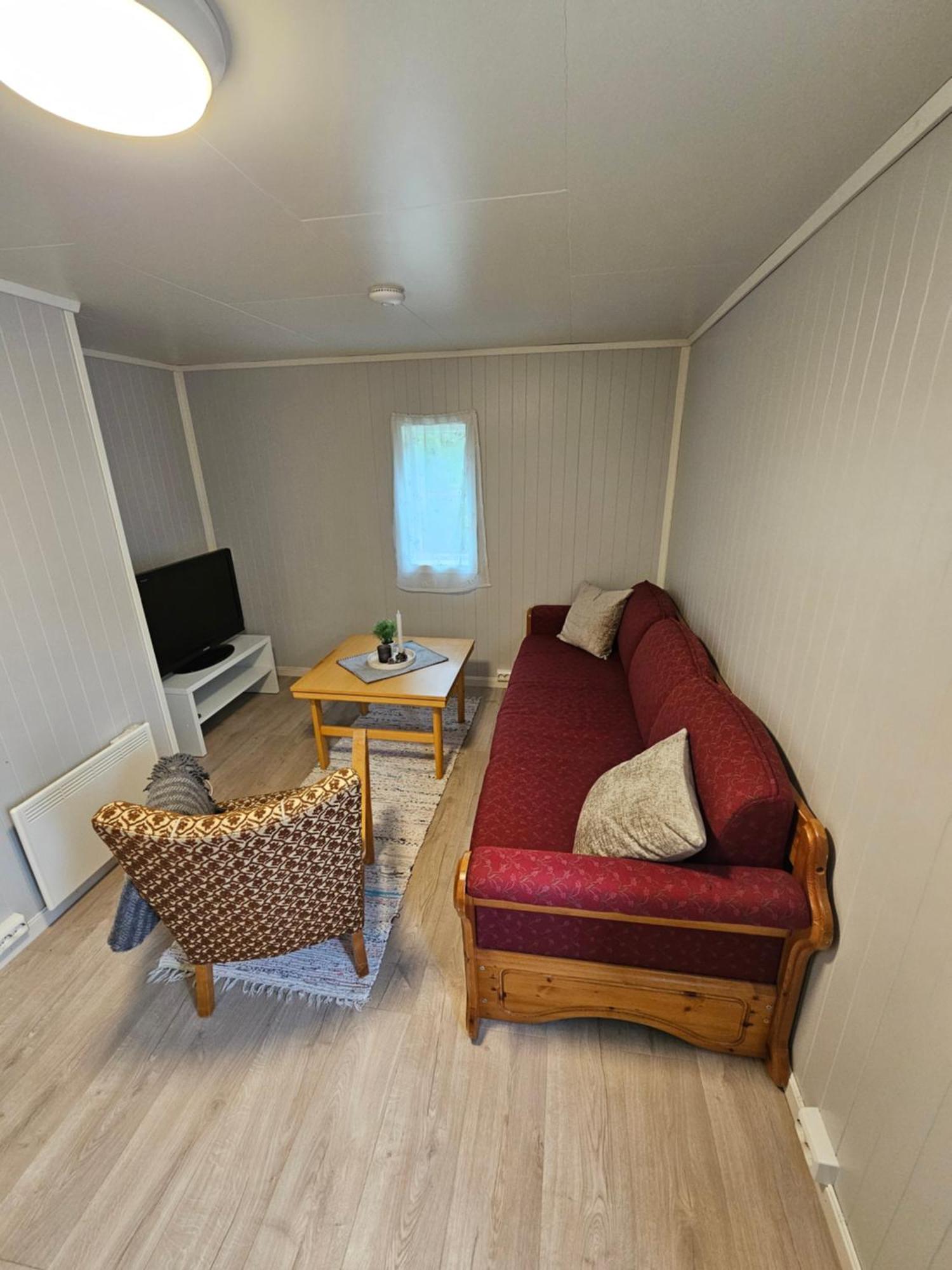 Torfoss Gard, Hytte Utleie, Campingvogn Og Bobil Plasser Potka Exterior foto