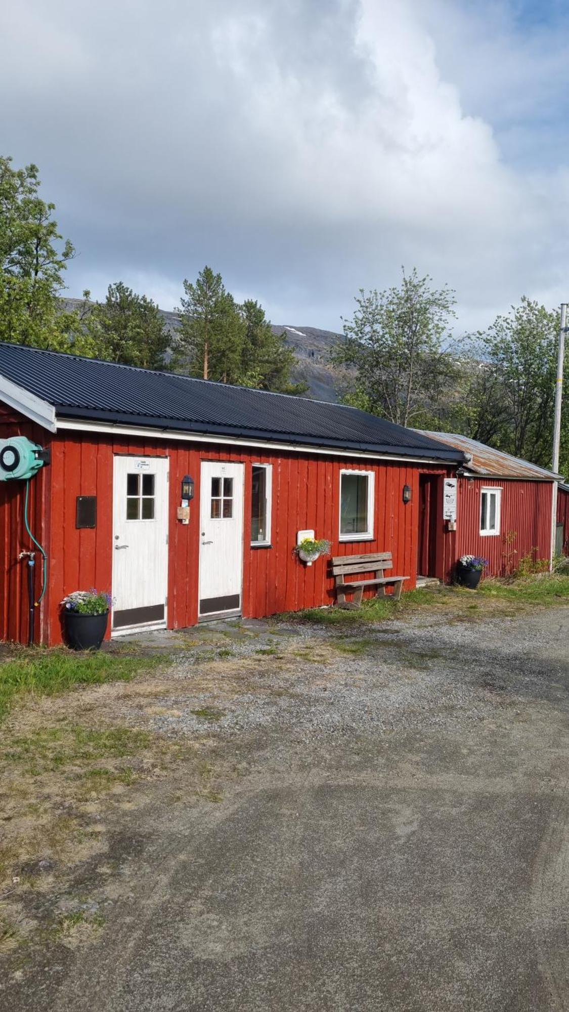 Torfoss Gard, Hytte Utleie, Campingvogn Og Bobil Plasser Potka Exterior foto